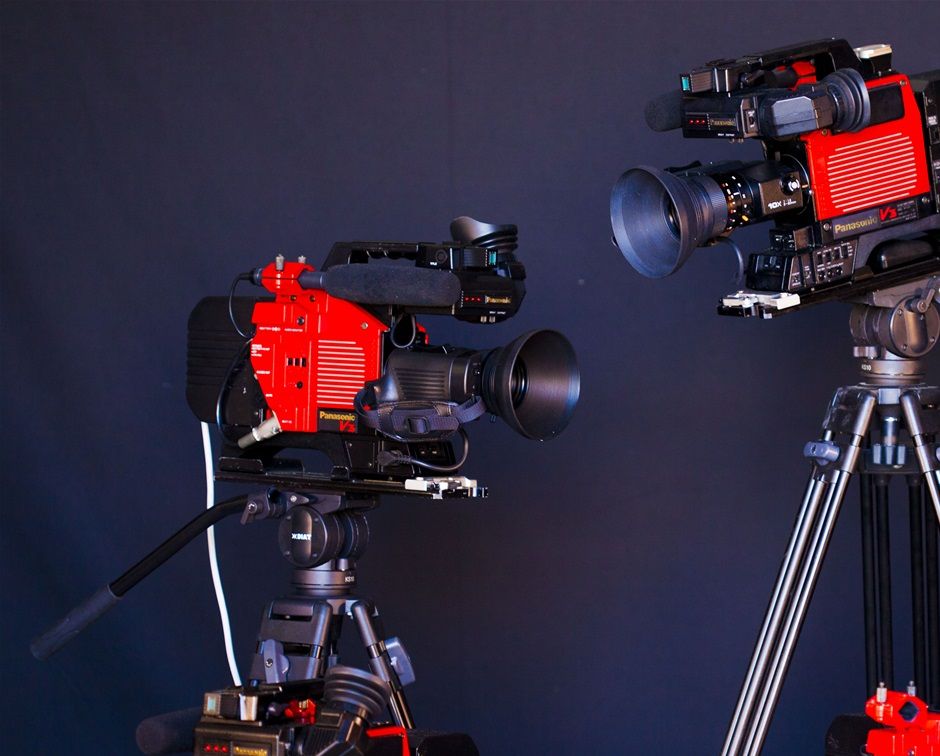 4 Video Cameras FULL Vintage Setup PANASONIC WV-V3 w Mixer (1986)

The kit including:

4 x PANASONIC WV-V3 Videocameras (Contition:Like New)
4 x WV - LZ33/10E lenses
4 x WV - VF 34E
4 x WV-Q36E Plates
4 x Hard Case WV-CC35E (Not show, but we keep 2 cases)
1 x WV - KB12E Titler
1 x WV - Q30E (we lokking for extra, please call us if you keep)
3 x WV - MC34E Microphon
4 x WV - PS31 Charger + 4 batterys in working order
4 x 14C-30 Cable (we lokking for extra, please call us if you keep)
4 x WV - CA14/14 Cable (we lokking for extra, please call us if you keep)
2 x Manual
1 x Panasonic VW-V3 Centering Chart
1 x Panasonic WV-V3 White Set Chart
1 x Original Add - brozoura at Magazine from the Videocamera
1 x Original brochure Promotion from the PANASONIC Company
1 x Details and the name of the first owner of the cameras.

Please call us if you keep the following:

1 x DE - 1232E Ac Power
1 x WV - BC30 Ac Power
2 x WV - AD33E
2 x WV - RC33
2 x WV LK32
1 x WV-CC35E Hard Case
1 x WV - Q30E
1 x WV - PS31
1 x WV - CA14/10 Cable
1 x WV - CA14/14 Cable
2 x 10H-30AS Cables

SPECIFICATIONS

The Panasonic WV-V3 Color Video Camera was a prominent broadcast camera in the market. Incorporating Panasonic's most recent video technology of the days, it boasted user-friendly features while maintaining its status as a professional camera.

While HD cameras are in the limelight now, the 