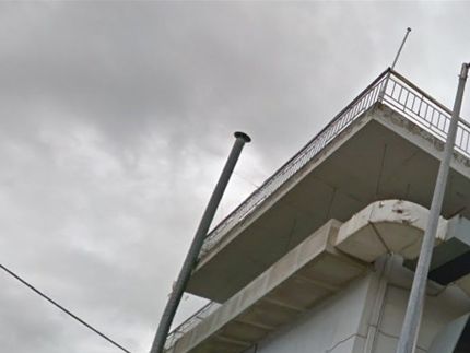 Το τηλεοπτικό στούντιο του scan tv επί των οδών Ανδρέα Παπανδρέου & Ρίτσου στην Νεάπολη Θεσσαλονίκης. Στην ταράτσα διακρίνουμε ακόμη τις κεραίες από τα link.
