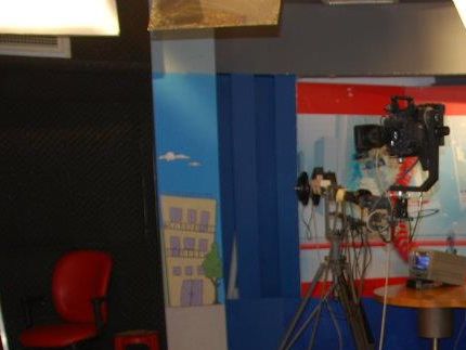 Το Patra Tv διέθετε teleprompter της εταιρίας Autoscript