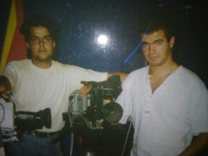 Δημήτρης Παπαμιχαλακης και Θανάσης Βενέτης με τις παλιές κάμερες BETA στο TV Σέρρες.